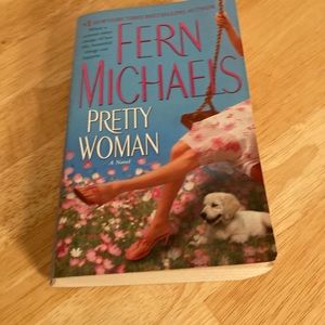 Pretty woman paperback